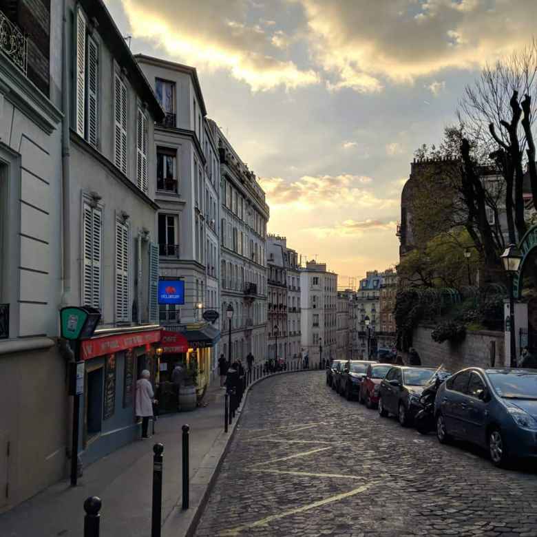 Sunset as seen from a residential street in Montmartre.