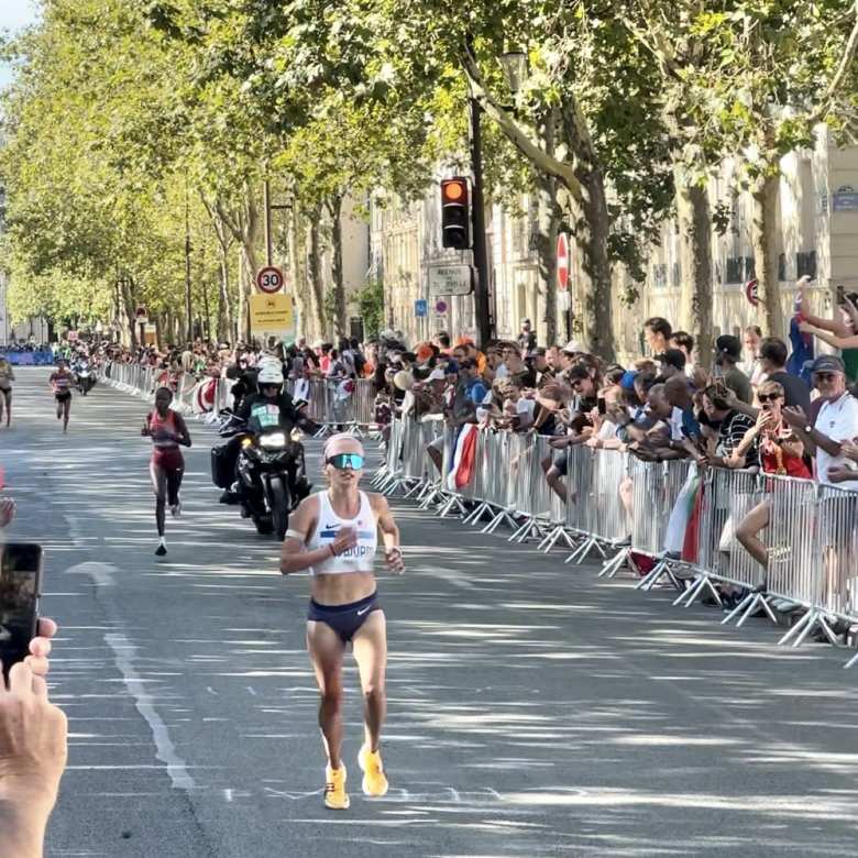 Dakotah Lindwurm en route to a 12th place finish in the Paris Olympics women's marathon.