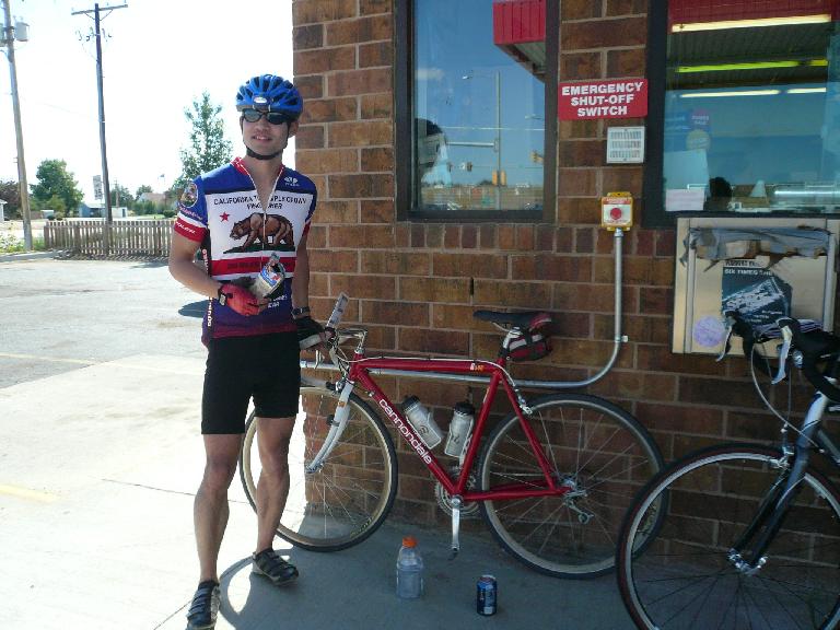 [Mile 142, 4:01 p.m.] Stopping at a checkpoint (this one a convenience store) in Platteville, CO.