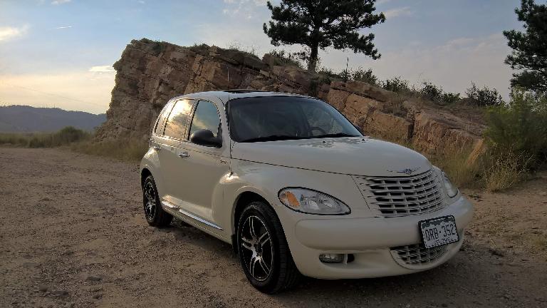 Cool Vanilla 2005 Chrysler PT Cruiser, Torture Chamber rock, Fort Collins 