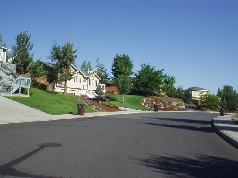 There are beginning to be some nice neighborhoods in Redmond, however (this is also in the Cascade View Estates area.)