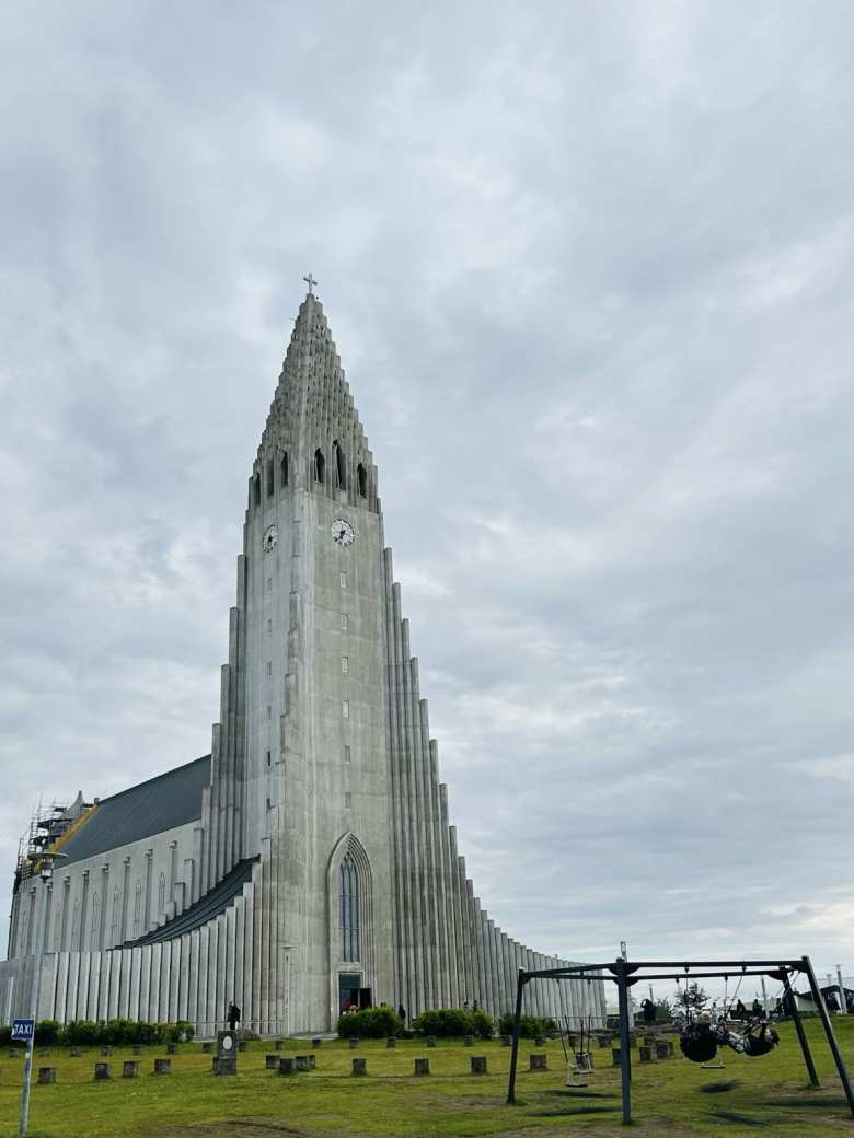 There was a mini park with swings in front of Hallgrímskirkja church in Reykjavik.