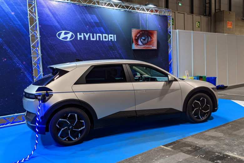 A Hyundai 45 electric concept car was at Expodepor.