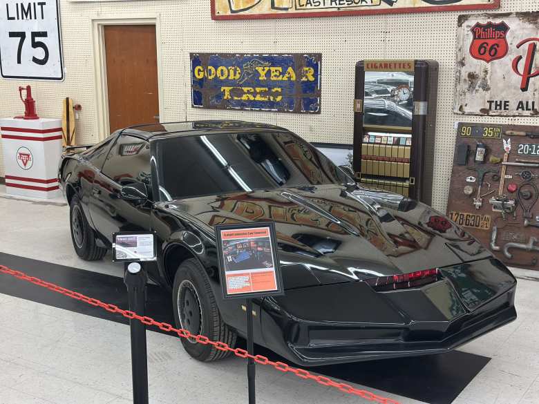 A 1982 Pontiac Firebird Trans Am made to look like KITT, the famous car of the 1980's TV show, Knight Rider. A 1982 Pontiac Firebird Trans Am made to look like KITT, the famous car of the 1980's TV show, Knight Rider.