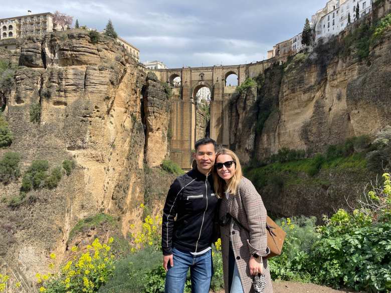 Felix and Andrea in front of the Puente Nuevo.