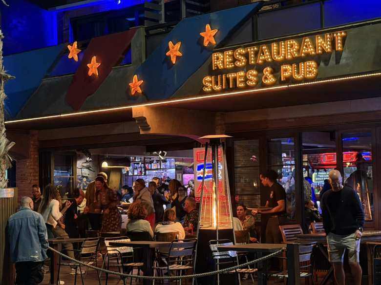 Every night there were people dancing to music at Ocean Café in Santa Maria. 