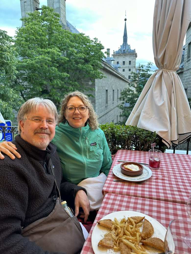 Scott and Karla having dinner with the San Lorenzo Royal Monastery in the background.