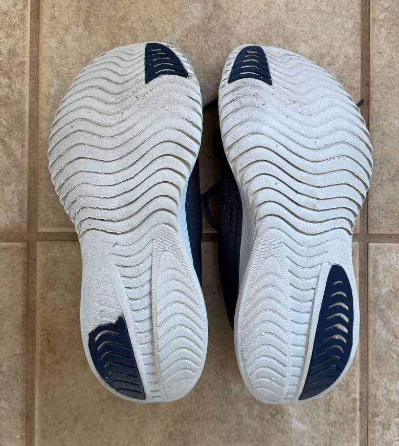 Wear on the soles of Saucony Kinvara 15 shoes after 500 miles.