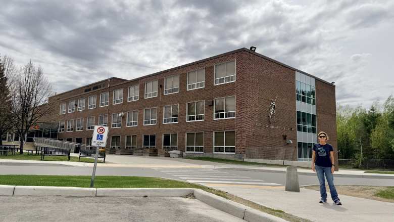 Mel attended Lasalle Secondary School for ninth grade. Mel attended Lasalle Secondary School for ninth grade.