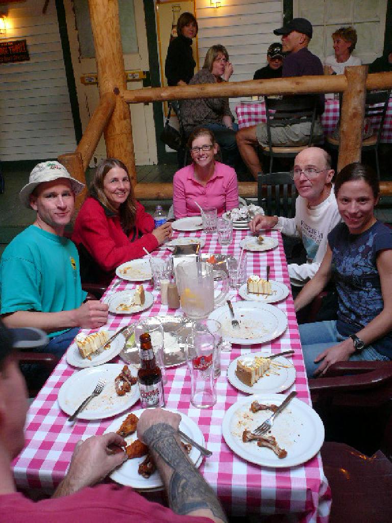 Cameron, Laurie, Theresa, Laurie's dad, and Charlotte at the pre-race dinner.