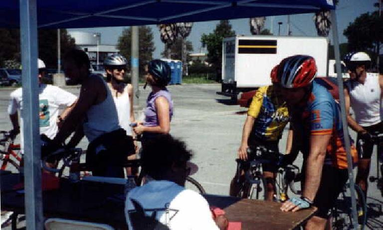 finish in Redwood City, 1998 Tour du Jour
