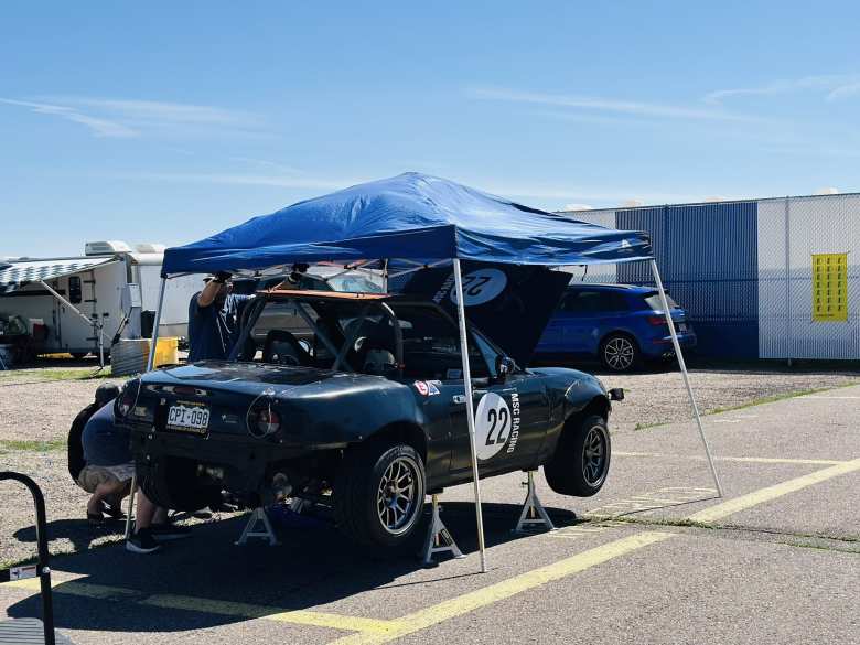 Unfortunately, after just a few laps during Race Session 1, the #22 Miata of Manuel's team had to make a pit stop. Unfortunately, after just a few laps during Race Session 1, the #22 Miata of Manuel's team had to make a pit stop.