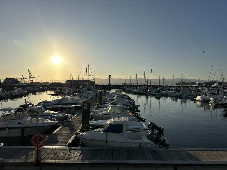 The sun setting at Marina Vilagarcía