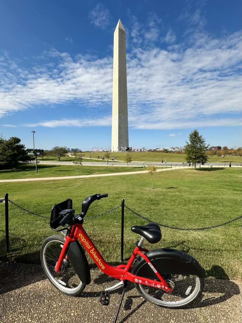 My Capital Bikeshare bicycle in front of the Washington Memorial.